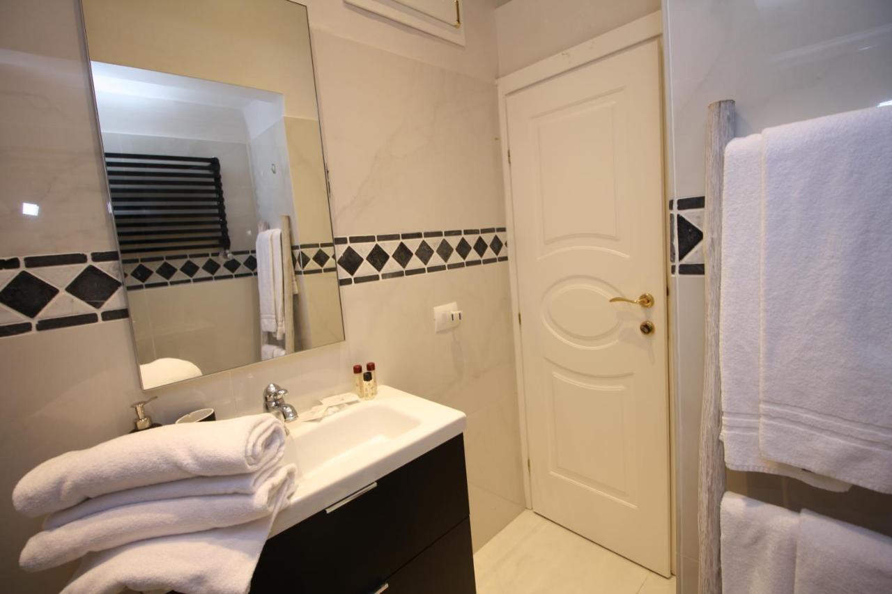 Homedoapartments Deluxe Terme Suite フィレンツェ エクステリア 写真